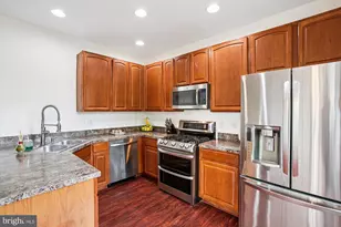 3335 Beechcliff Dr, Alexandria, VA 22306 - Photo 26