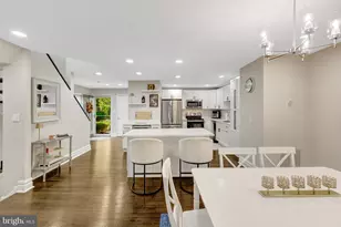 11110 Lakespray Way, Reston, VA 20191 - Photo 10