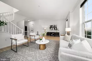 12180 Abington Hall Pl, Reston, VA 20190 - Photo 6