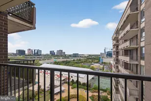 1800 Old Meadow Rd, McLean, VA 22102 - Photo 14