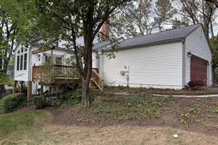 2700 Reign St, Herndon, VA 20171 - Photo 10