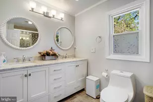 6908 Barrett, Falls Church, VA 22042 - Photo 12