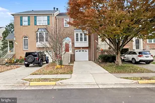 14719 Winterfield Ct, Centreville, VA 20120 - Photo 1