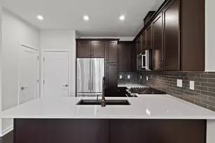 7552 Sawyer Farm Wy, McLean, VA 22102 - Photo 12