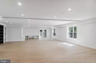 1912 Anderson Rd, Falls Church, VA 22043 - Photo 34