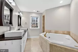 2503 Easie St, Oakton, VA 22124 - Photo 34