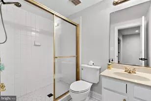 2503 Easie St, Oakton, VA 22124 - Photo 62