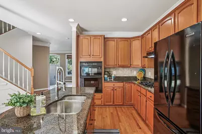 3852 Elmwood Towne Way, Alexandria, VA 22303 - Photo 14