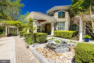 658 Live Oak Dr, McLean, VA 22101 - Photo 8