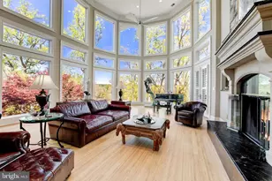 658 Live Oak Dr, McLean, VA 22101 - Photo 18