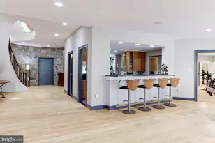 658 Live Oak Dr, McLean, VA 22101 - Photo 36