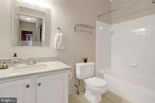 6547 Grange Ln, Alexandria, VA 22315 - Photo 34