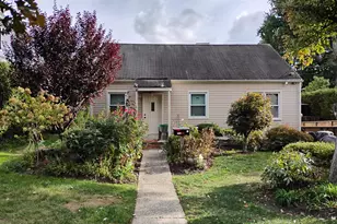 6613 Fisher Ave, Falls Church, VA 22046 - Photo 1