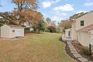 12133 Queens Brigade Dr, Fairfax, VA 22030 - Photo 32