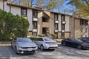 11647 Stoneview Square, Reston, VA 20191 - Photo 2