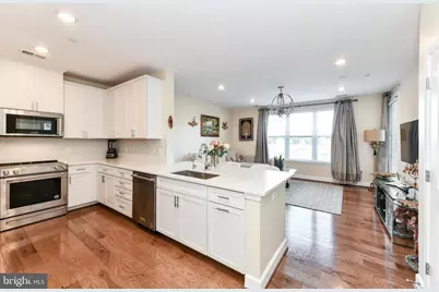 2960 Vaden Drive #2-406, Fairfax, VA 22031 - Photo 6