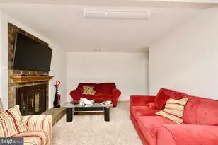 10206 Carol St, Great Falls, VA 22066 - Photo 22