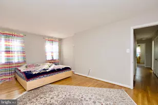 10206 Carol St, Great Falls, VA 22066 - Photo 46