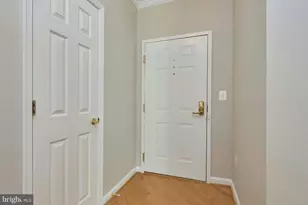 1851 Stratford Park Pl, Reston, VA 20190 - Photo 6