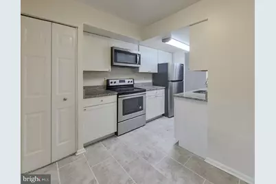 4939 McFarland Drive, Fairfax, VA 22032 - Photo 4