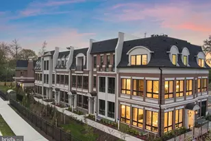 7043 Liberty Ln, McLean, VA 22101 - Photo 4