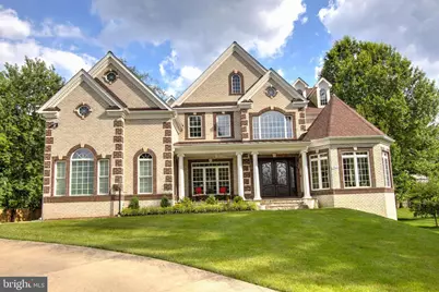 9813 Sunrise Road, Vienna, VA 22181 - Photo 1