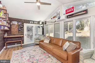 6208 Redwood Ln, Alexandria, VA 22310 - Photo 14