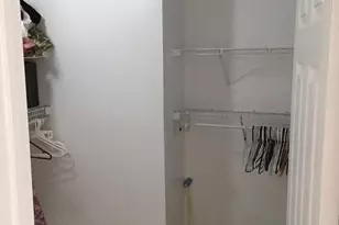 2503 Clover Field Cir, Herndon, VA 20171 - Photo 12