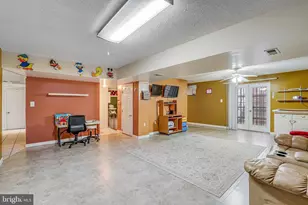 3444 Washington Dr, Falls Church, VA 22041 - Photo 44