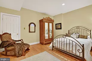 921 Towlston Rd, McLean, VA 22102 - Photo 36
