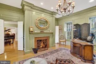 921 Towlston Rd, McLean, VA 22102 - Photo 18