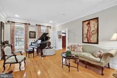 921 Towlston Road, McLean, VA 22102 - Photo 6