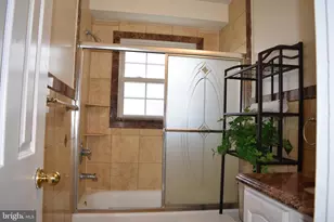 6008 Dewey Dr, Alexandria, VA 22310 - Photo 18