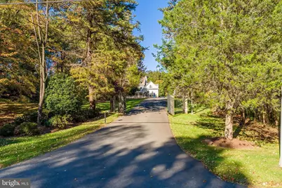 615 Kentland Drive, Great Falls, VA 22066 - Photo 2
