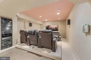 615 Kentland Dr, Great Falls, VA 22066 - Photo 86