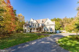 615 Kentland Dr, Great Falls, VA 22066 - Photo 4