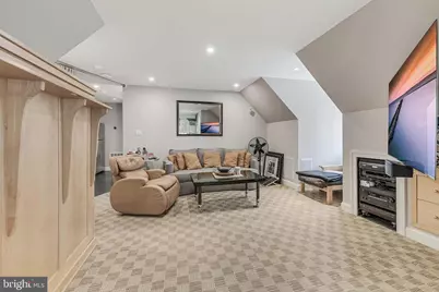 615 Kentland Drive, Great Falls, VA 22066 - Photo 100