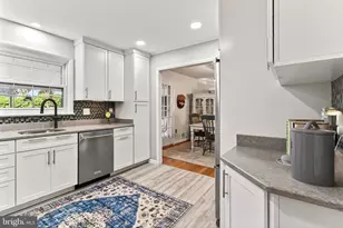 8324 Lilac Ln, Alexandria, VA 22308 - Photo 18