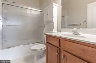 12404 Liberty Bridge Rd, Fairfax, VA 22033 - Photo 24