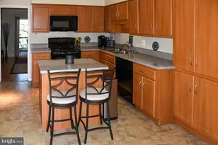 11768 Indian Ridge Rd, Reston, VA 20191 - Photo 6