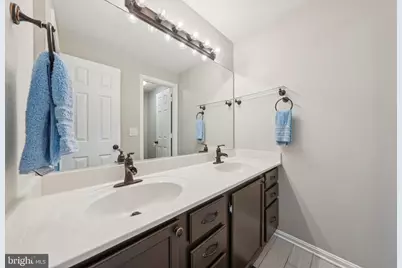 7307 Castleberg Court, Alexandria, VA 22315 - Photo 20