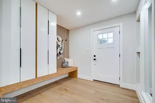 1801 Great Falls St, McLean, VA 22101 - Photo 4