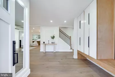 1801 Great Falls Street, McLean, VA 22101 - Photo 2