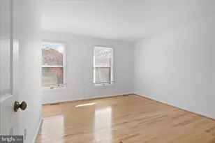 836 Utterback Store Rd, Great Falls, VA 22066 - Photo 12