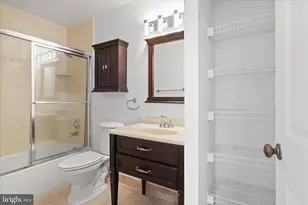 836 Utterback Store Rd, Great Falls, VA 22066 - Photo 14