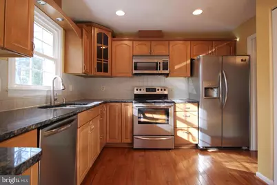 8072 Sleepy View Lane, Springfield, VA 22153 - Photo 8