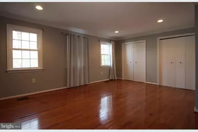 8072 Sleepy View Lane, Springfield, VA 22153 - Photo 12