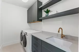 406 Dove Cir SW, Vienna, VA 22180 - Photo 36