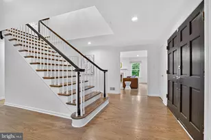 1179 Ballantrae Ln, McLean, VA 22101 - Photo 4
