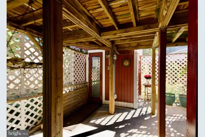 7052 Wardell St, Annandale, VA 22003 - Photo 40